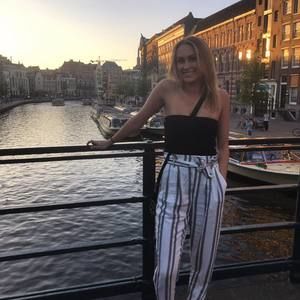 Meet your Posher, Annalyse